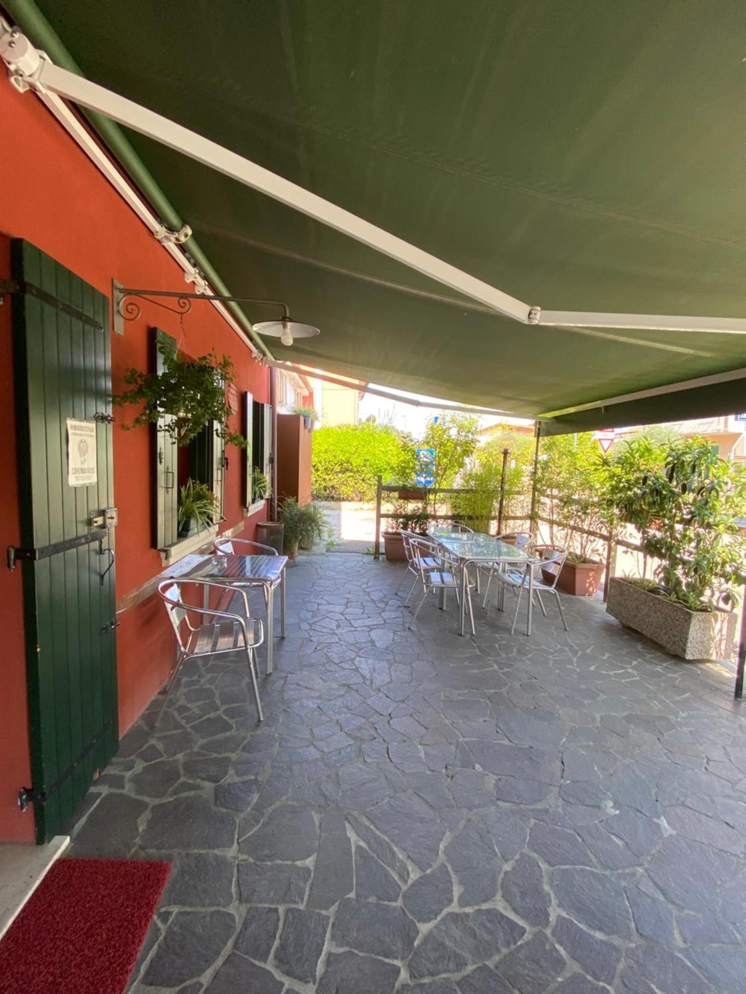Osteria Locanda Dalla Lina ミラーノ エクステリア 写真