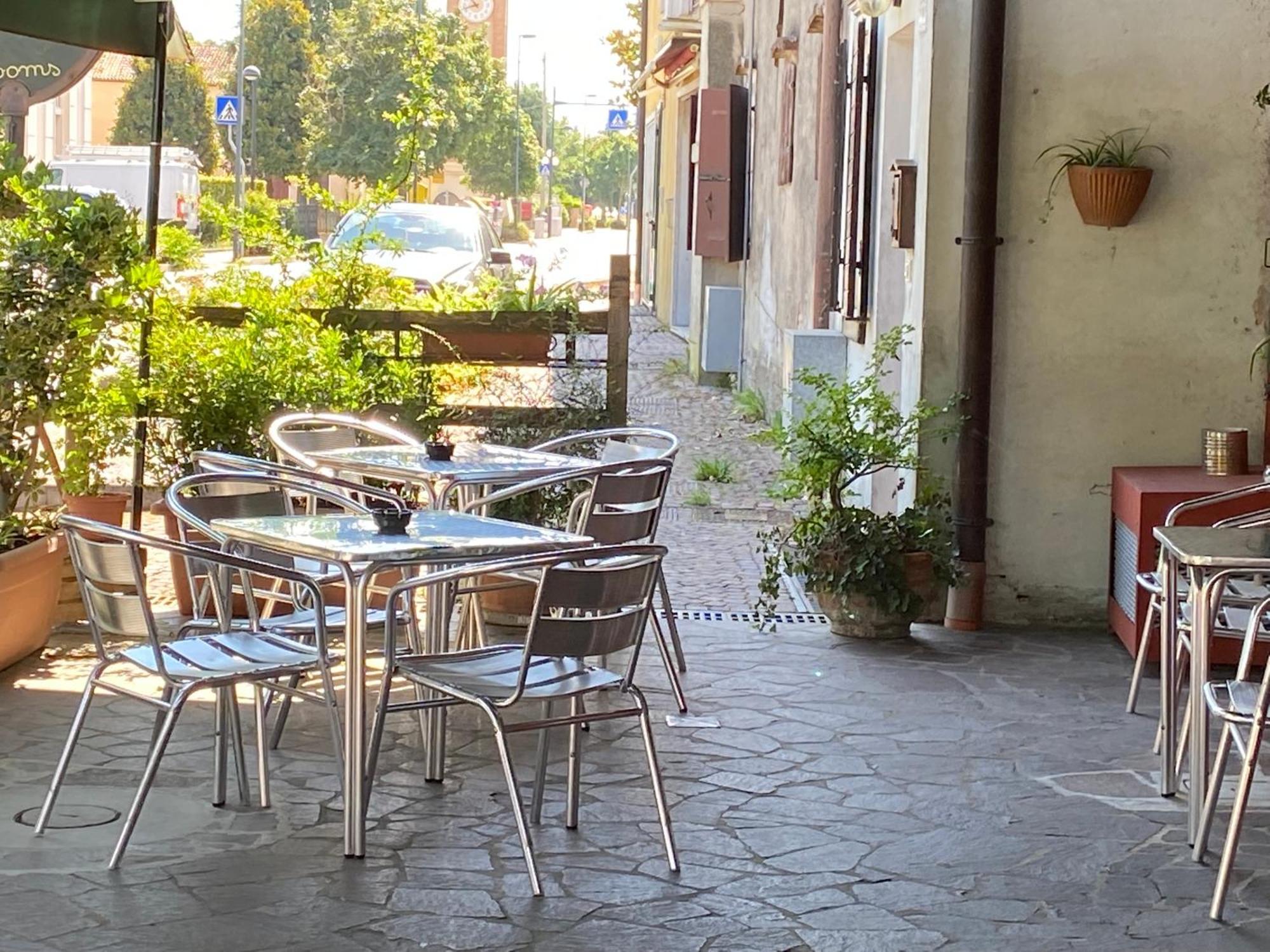 Osteria Locanda Dalla Lina ミラーノ エクステリア 写真